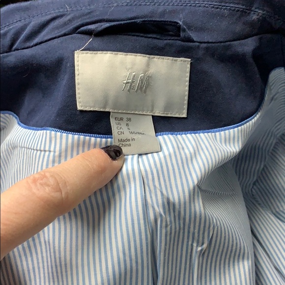 *Last Chance* H&M Navy Jacket Fully lined size 8 - Picture 4 of 4